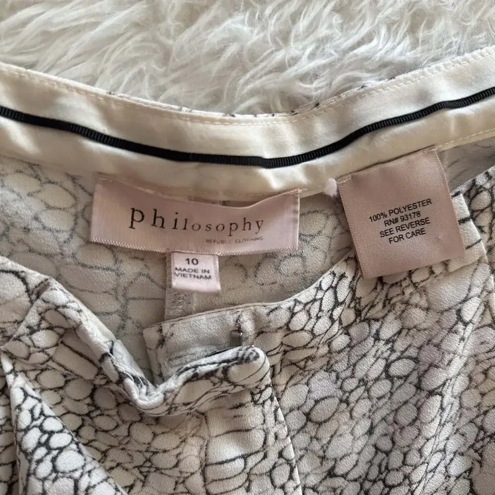 Philosophy Republic Snake Print Shorts Black/White Size‎ 10
